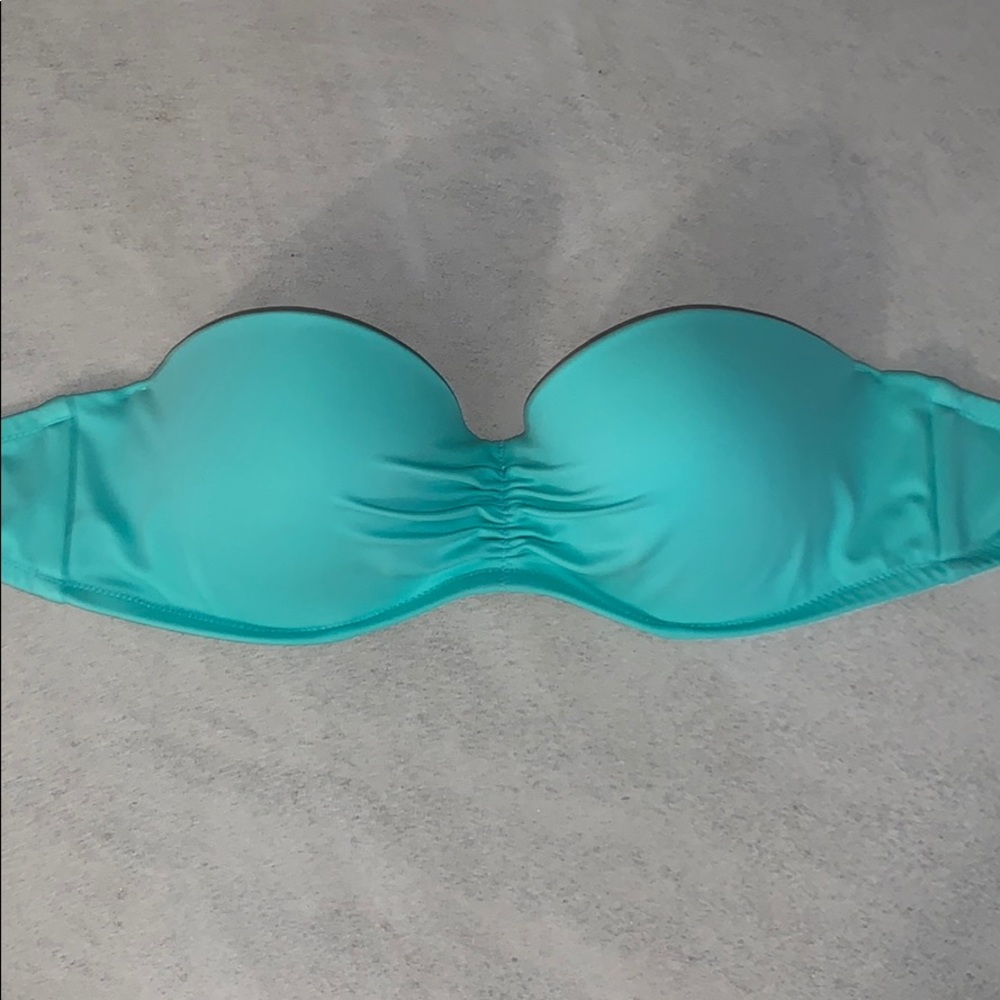 Victoria’s Secret strapless bikini top